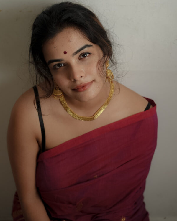 Wine gold Saree - Image 4