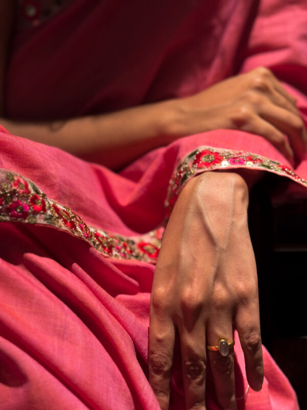 Valley of flowers saree - Image 10