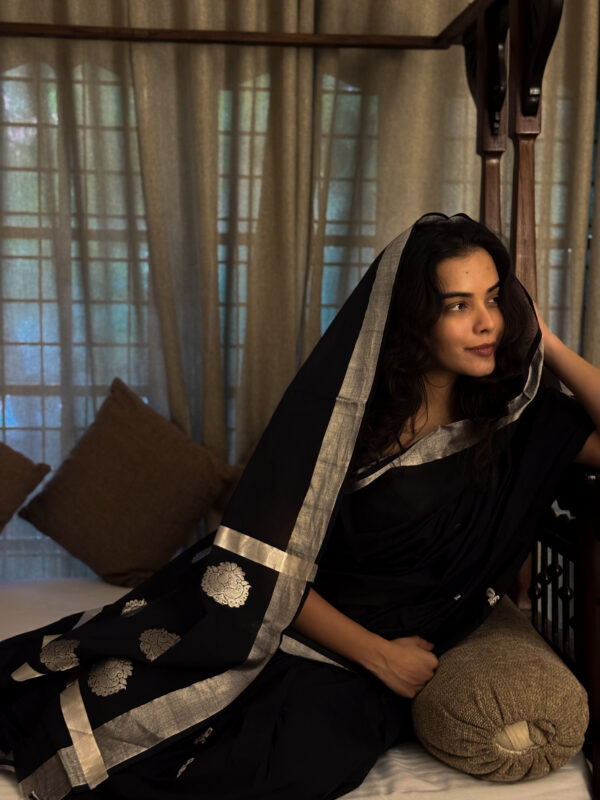 Nilaavu Saree - Image 2