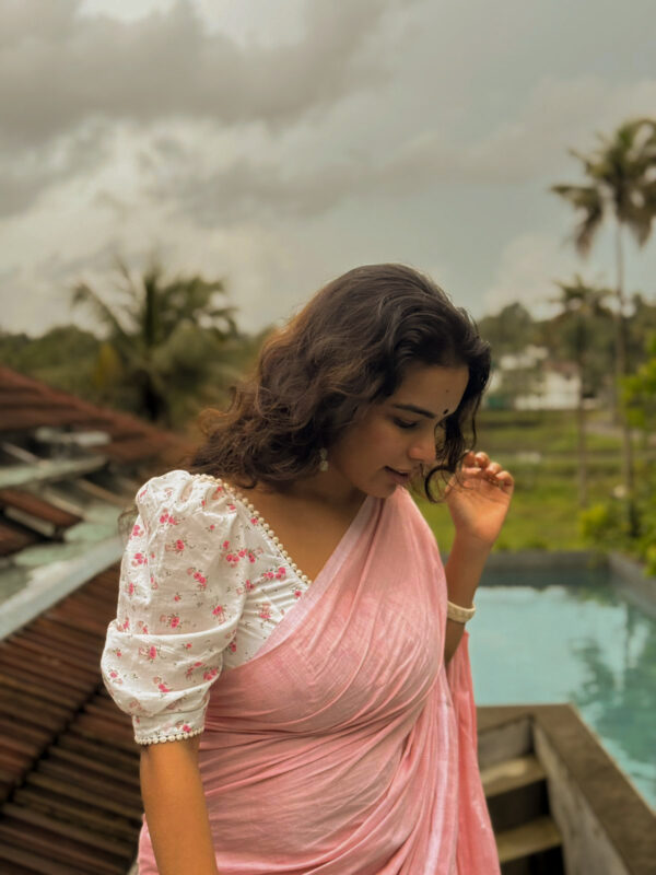 Peachy saree - Image 8