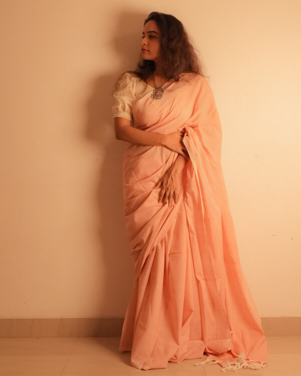 Peachy saree - Image 3