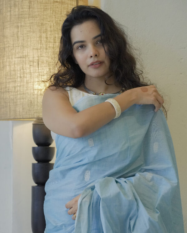 Vinca saree - Image 4