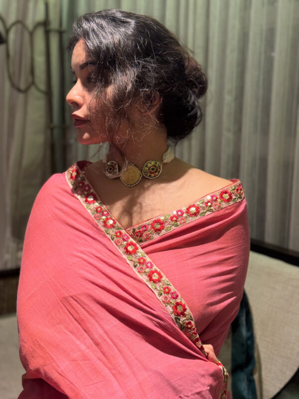 Marhaba choker