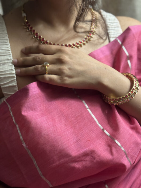 Nihara Saree - Image 5