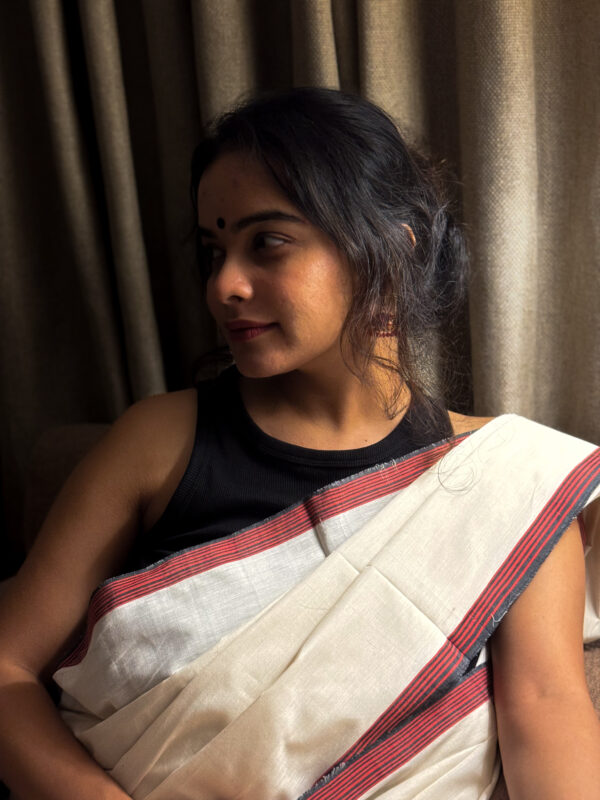 Chinmayi set mundu