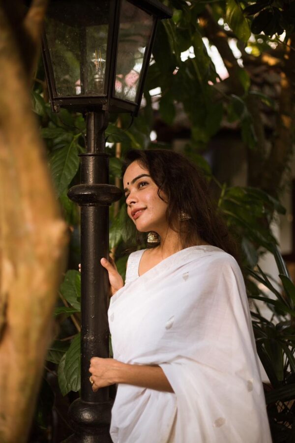 Anaswara Saree - Image 9