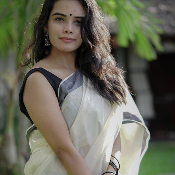 Kannaki black kara set mundu