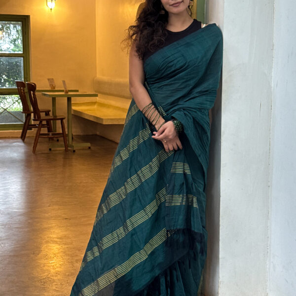 Harini Saree
