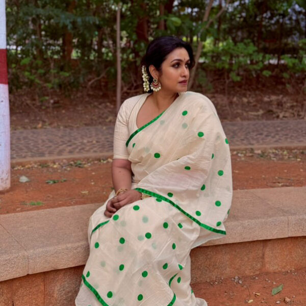 Green polka dots Saree