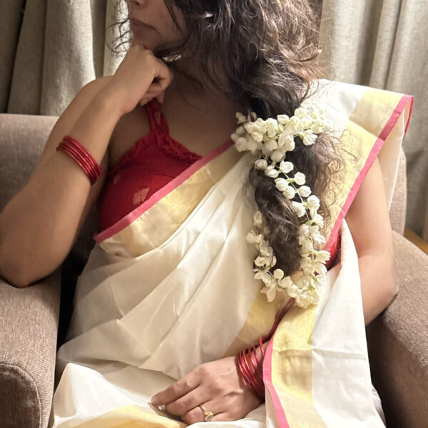 Chitrathara set mundu