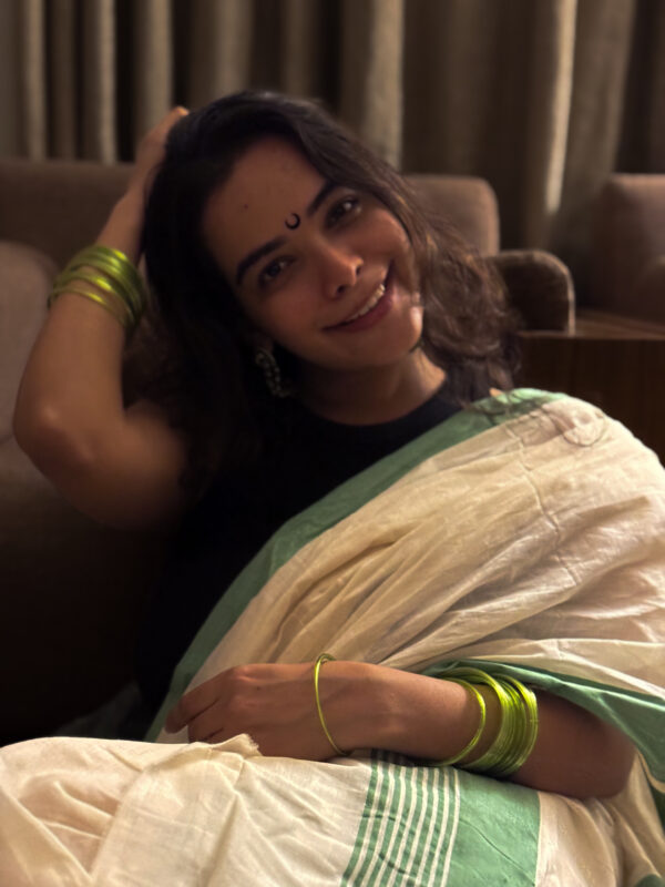 Chitrangatha set mundu