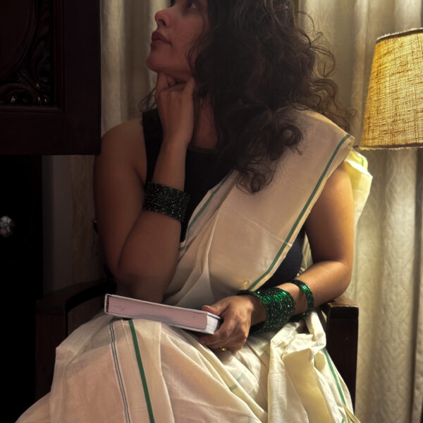Pacha Puliyilakara set mundu