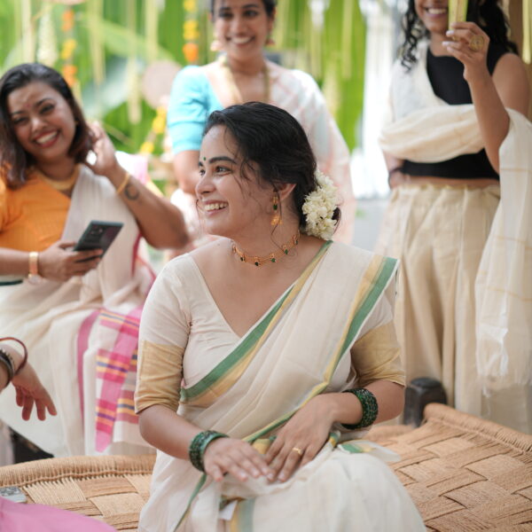 Green/golden Kasavu set mundu